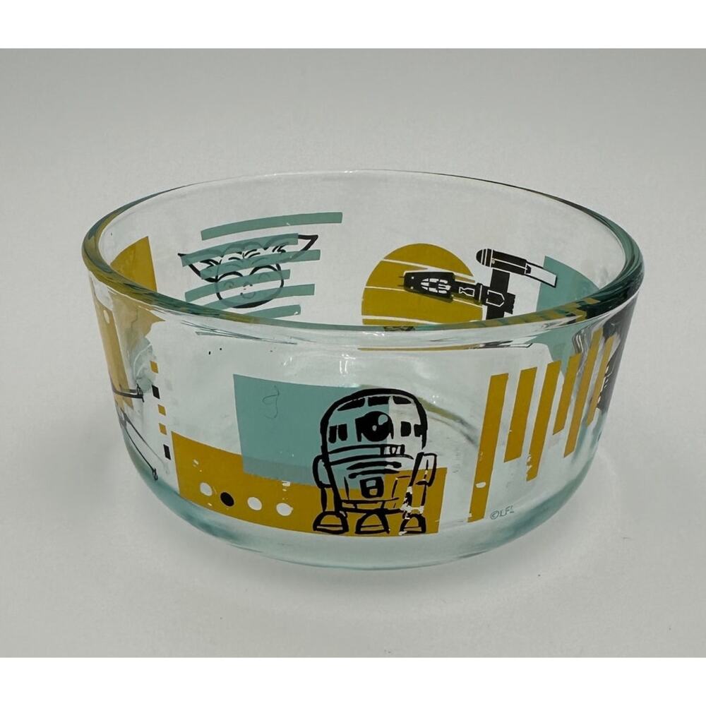 Pyrex Star Wars 2 piece Set 7200 4.75", 7211 8" x 6" - Picture 4 of 12